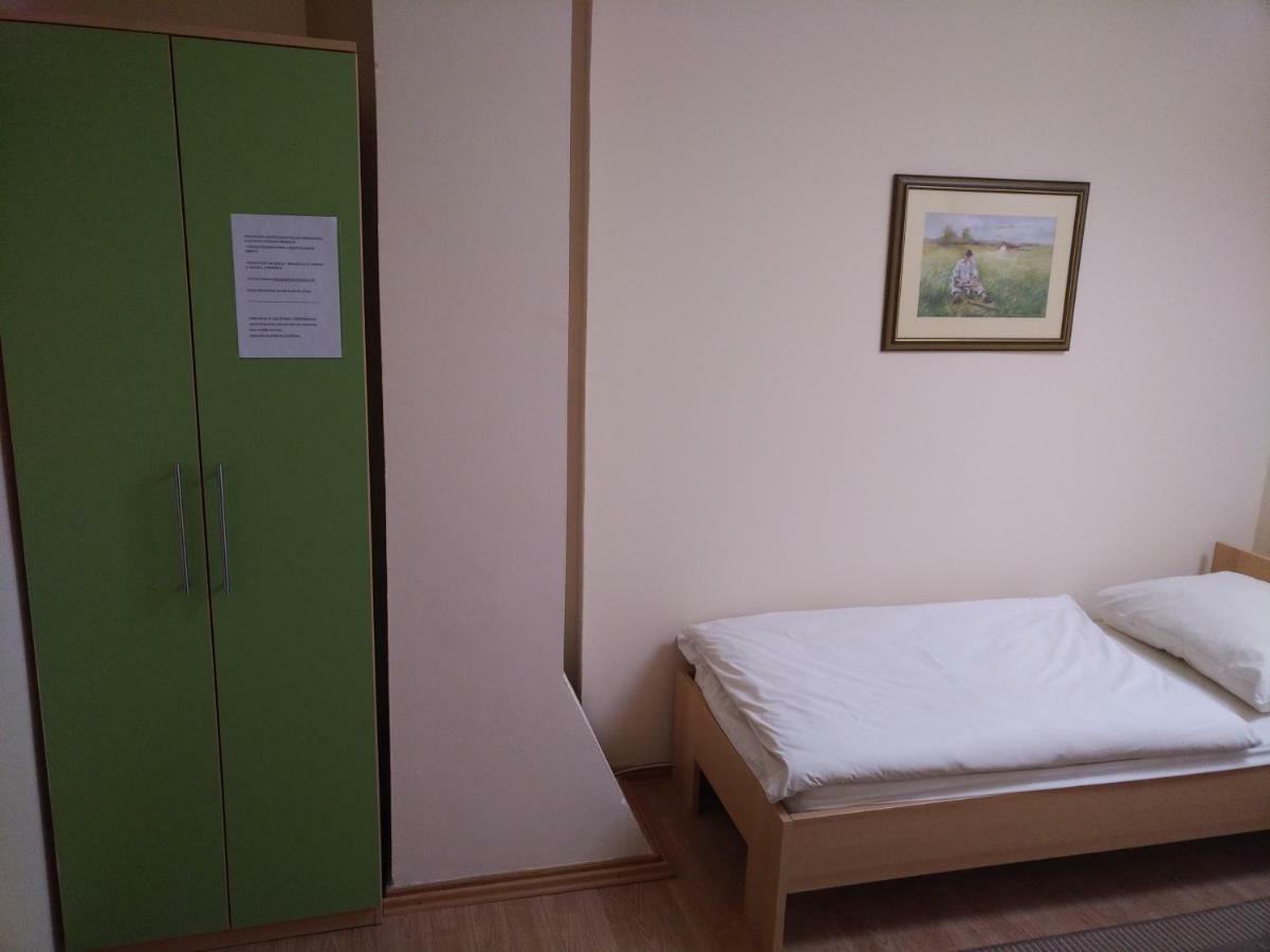 Pansion Ribnjak Nasice Exteriör bild